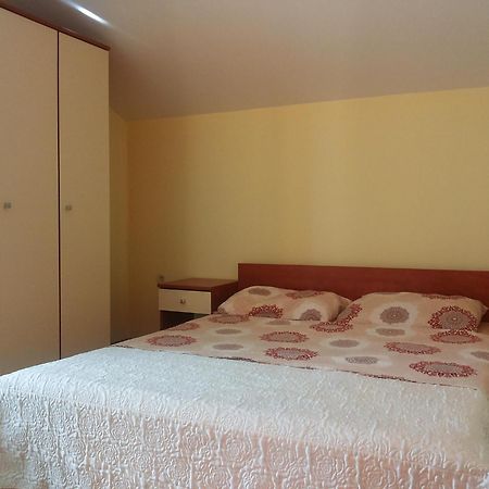 Apartments Villa Dalmatina Vodice Exteriör bild