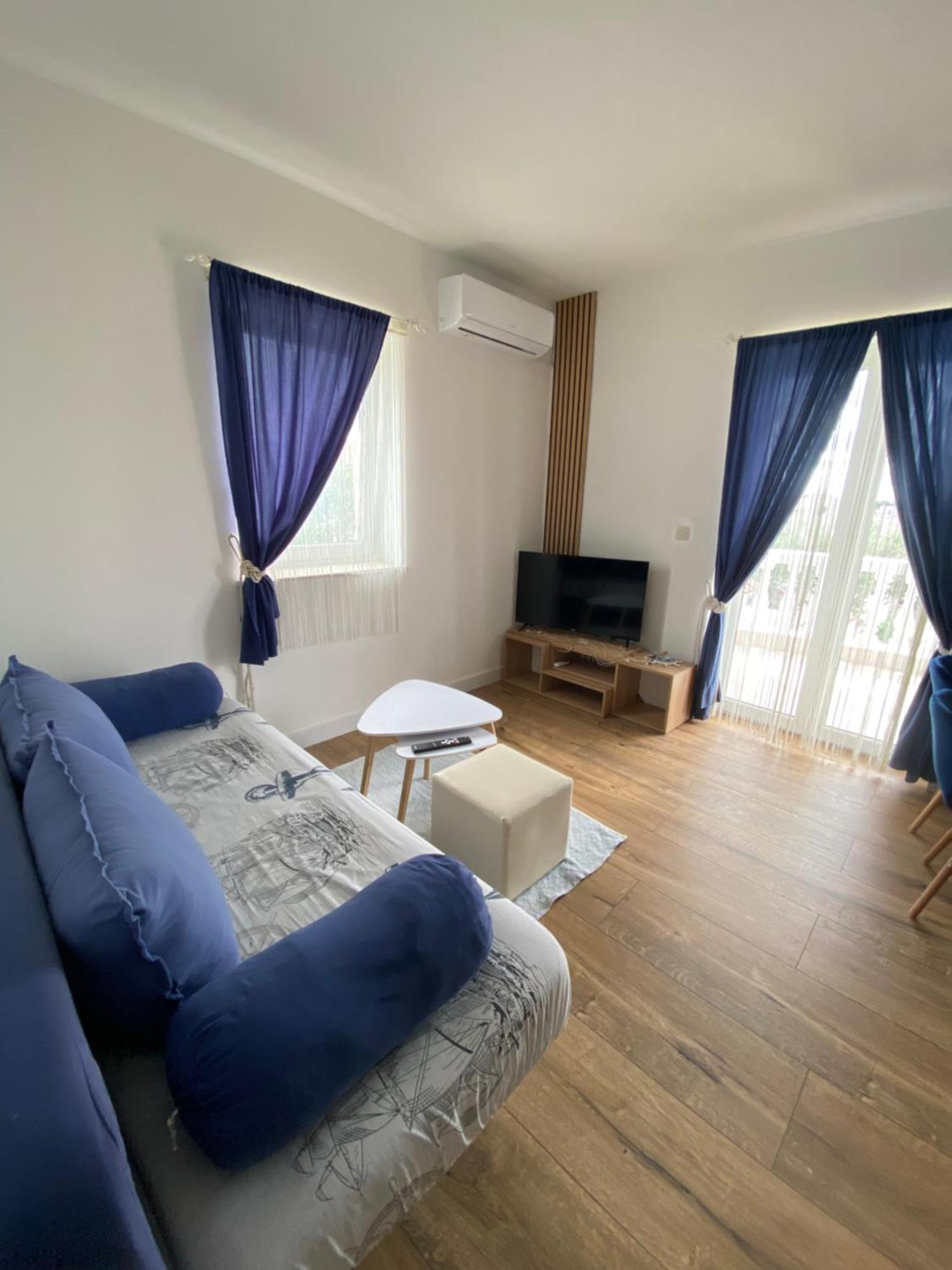 Apartments Villa Dalmatina Vodice Exteriör bild
