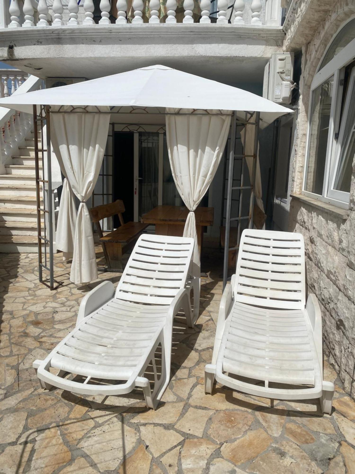 Apartments Villa Dalmatina Vodice Exteriör bild