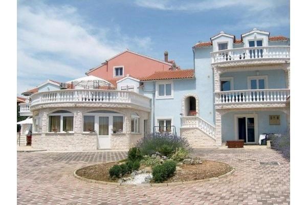 Apartments Villa Dalmatina Vodice Exteriör bild